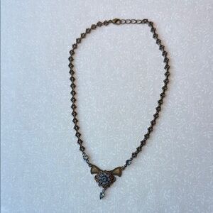 Timeless Vintage Blue Floral Necklace‎